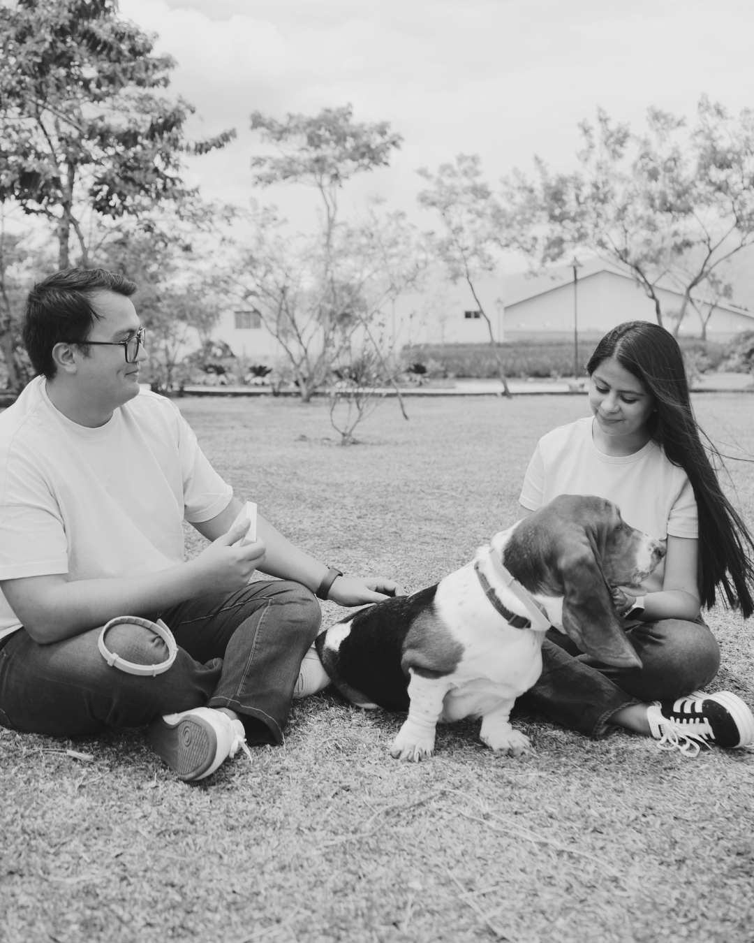 Fundadores de TogPaw con su perro